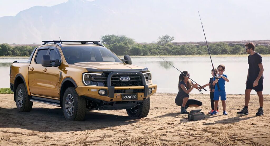 FORD RANGER 2023 THẾ HỆ MỚI